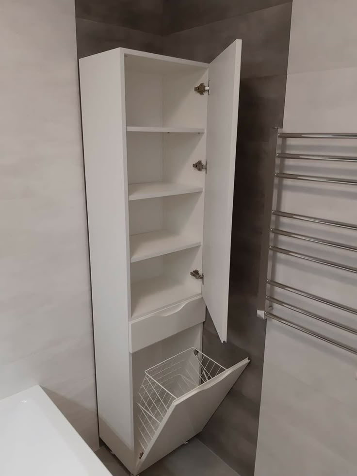 BANYO DOLABI